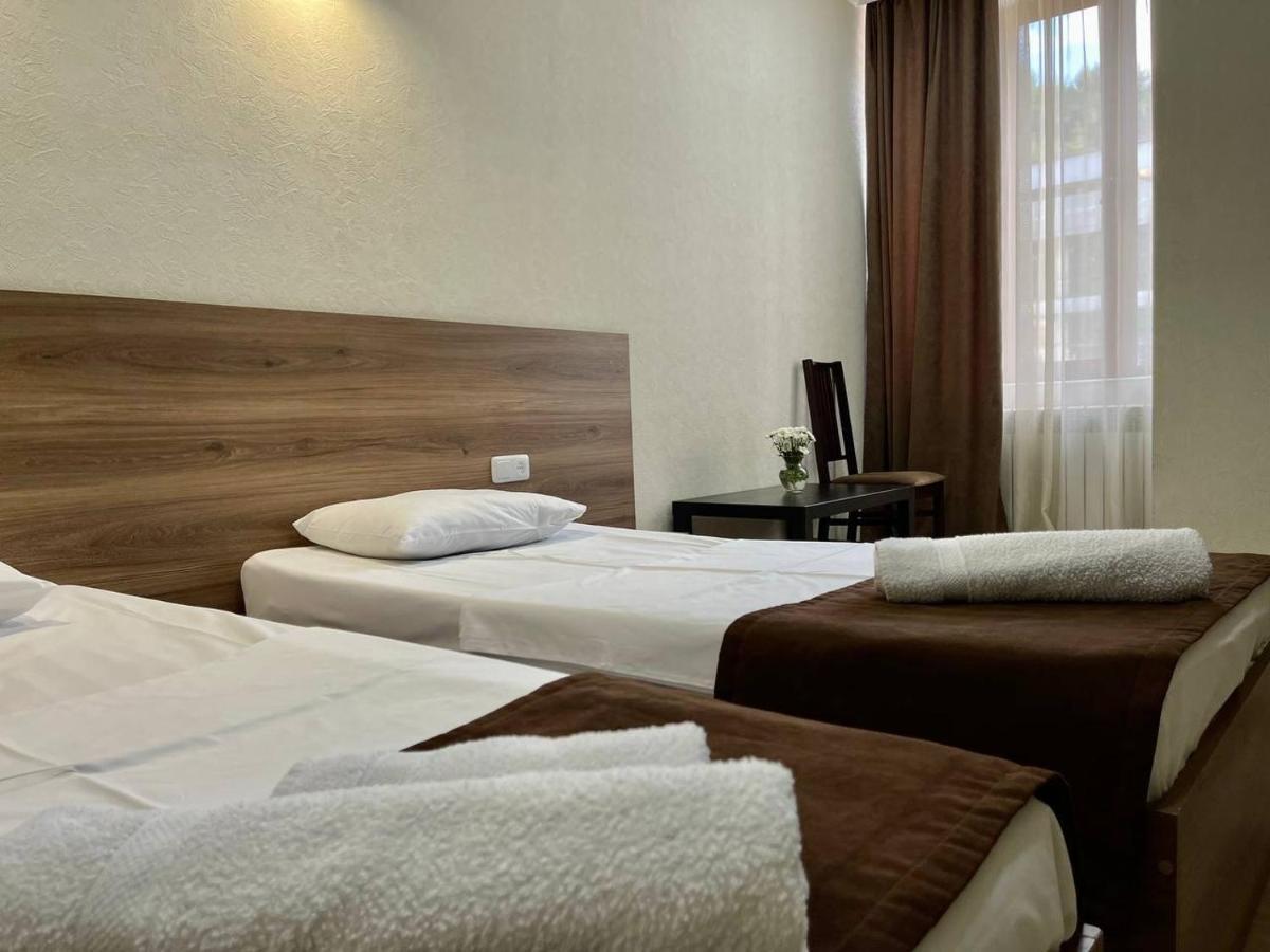 Hotel Merien Yerevan Exterior photo