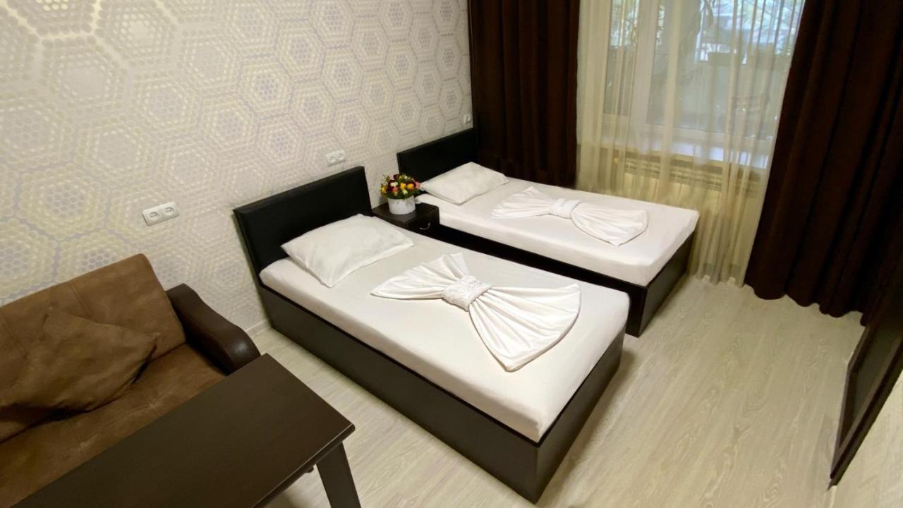Hotel Merien Yerevan Exterior photo